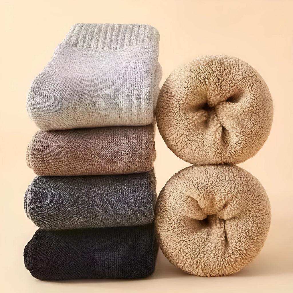 Cold-resistant cashmere wool socks with thick merino midsole in black, grey, khaki or light grey