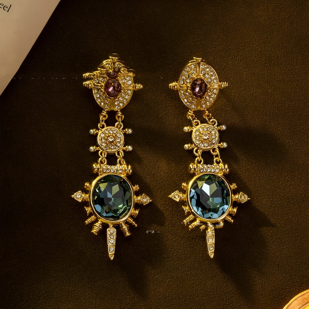 A pair of gold colour alloy stud earrings with geometric round shape in retro court style