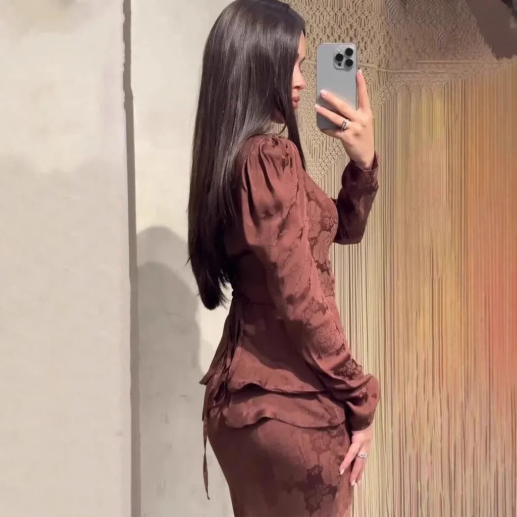 Dark brown retro floral print dress with long sleeves and fake two-piece design