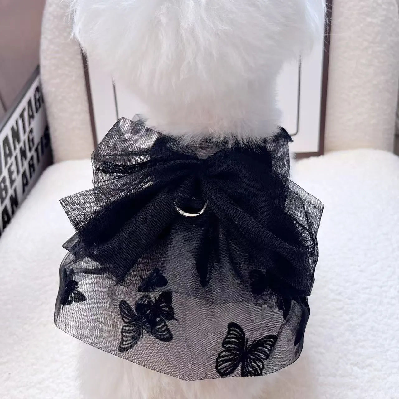Black gauze princess tulle skirt for small dogs and cats with size chart showing XS to XL options