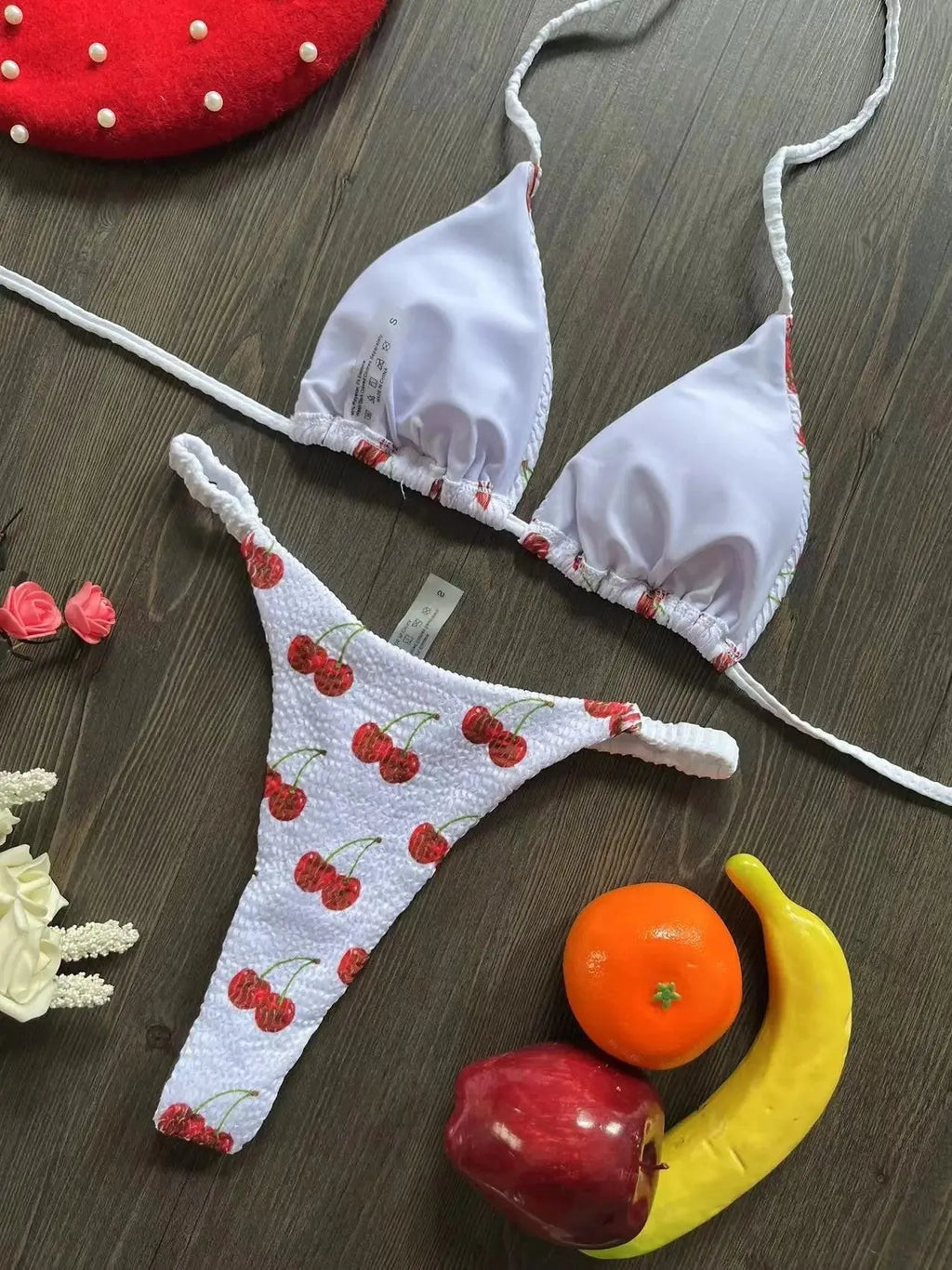 Women's printed bikini swimsuit with quick-dry fabric and cotton lining in briefs style