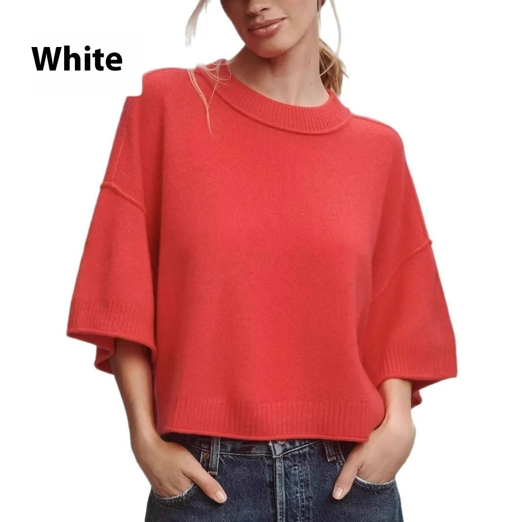 Red hot girl style viscose T-shirt with cropped length and exposed navel design on mannequin
