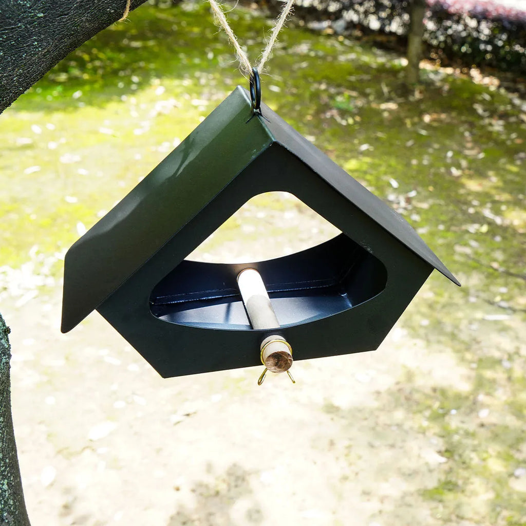 European-style simple iron bird nest for outdoor courtyard decoration with anti-rain finish