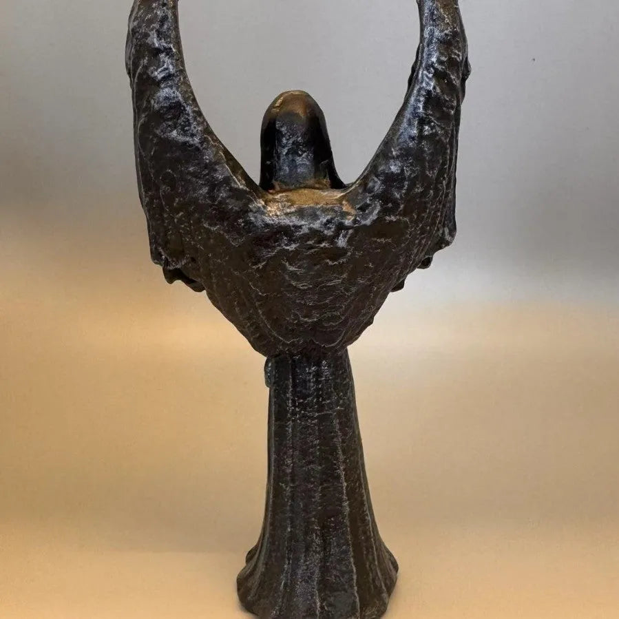 Dark Angel resin craft statue ornament with gothic design, 17 cm tall.