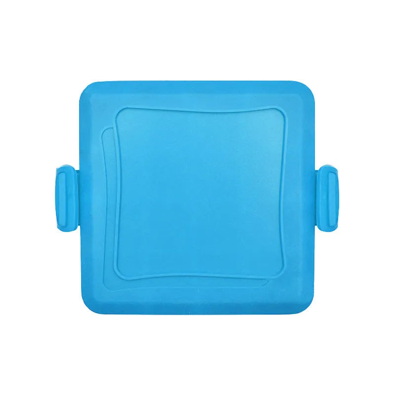 Red silicone baking tray with anti-scald protection and included gloves