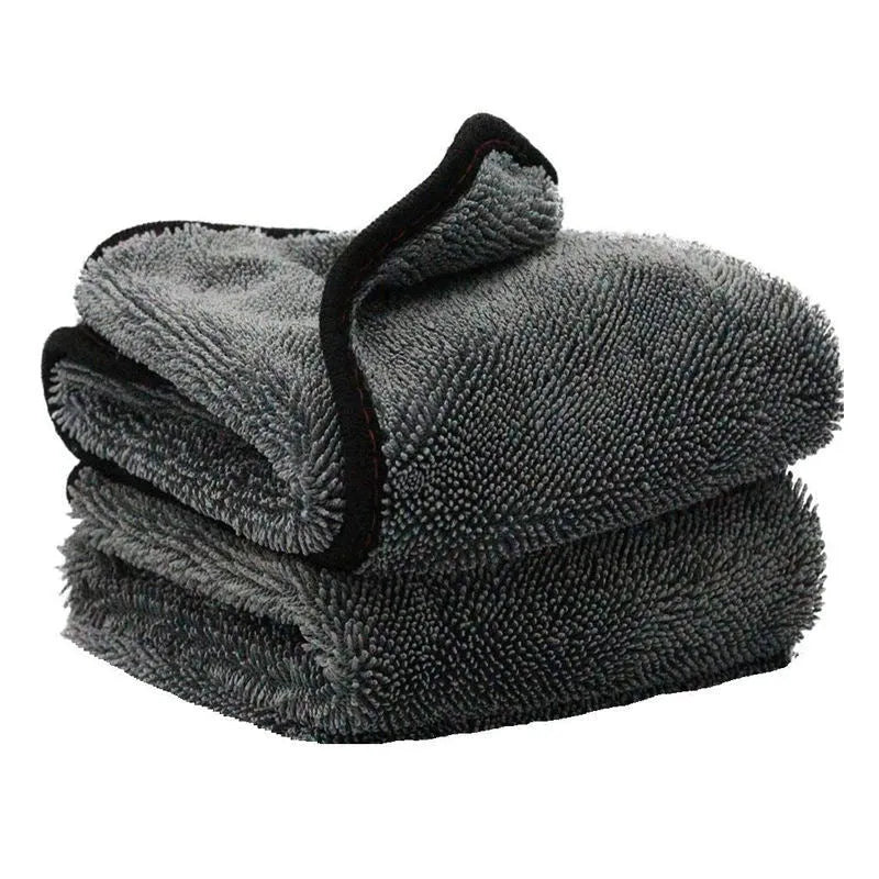 Grey 40x40cm microfiber car wash towel for absorbent, scratch-free vehicle drying.