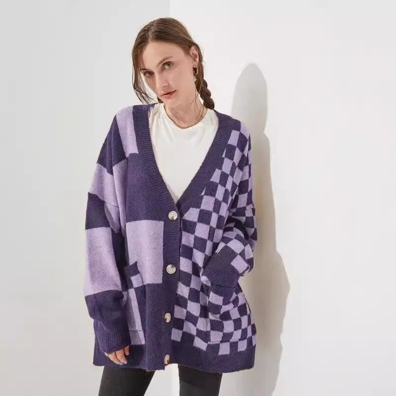 Loose fit printed checks knitwear cardigan in gray with regular sleeves