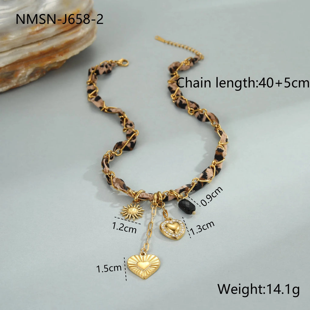 Stainless steel necklace with geometric leopard love pendant on 41-50cm chain, 18K electroplated finish