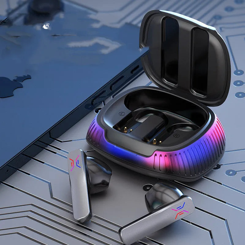 Hall Flashing low-latency wireless gaming headset in B18 Supreme Black earplug style with Type-C cable