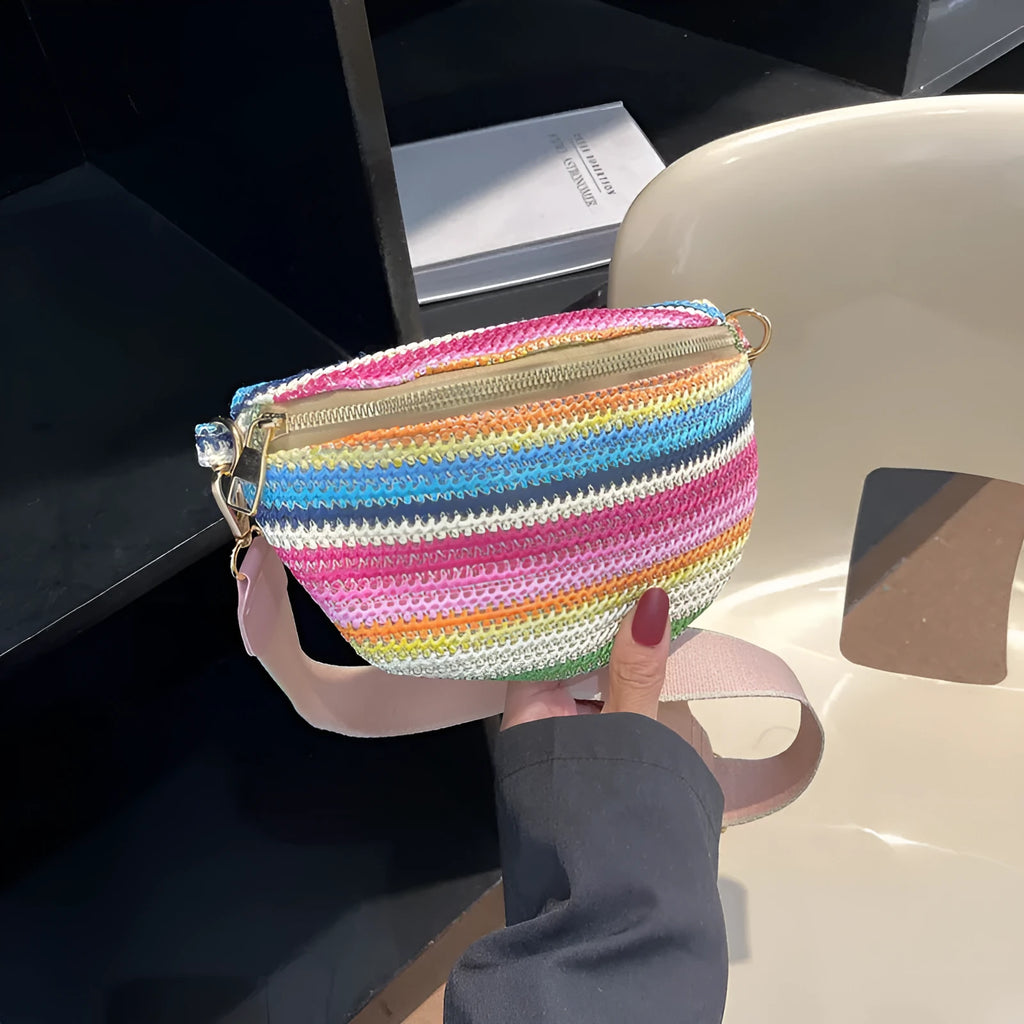 Bohemian-style woven straw beach shoulder bag in shell shape with single strap