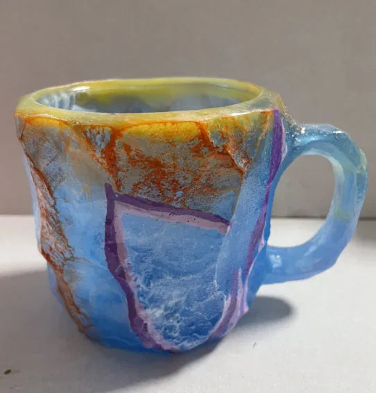 400ml resin coffee mug with handle in a choice of colours including blue, purple, and rock pattern.