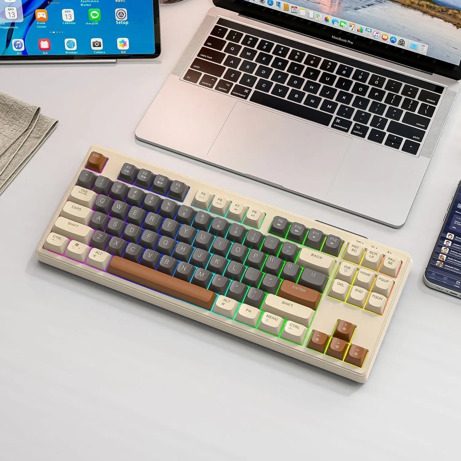 Free Wolf M87 wireless dual-mode keyboard in blueberry colour on a desk