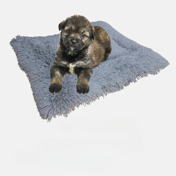 Self-heating pet blanket nest 61x51cm gray with long plush hair and black non-slip bottom