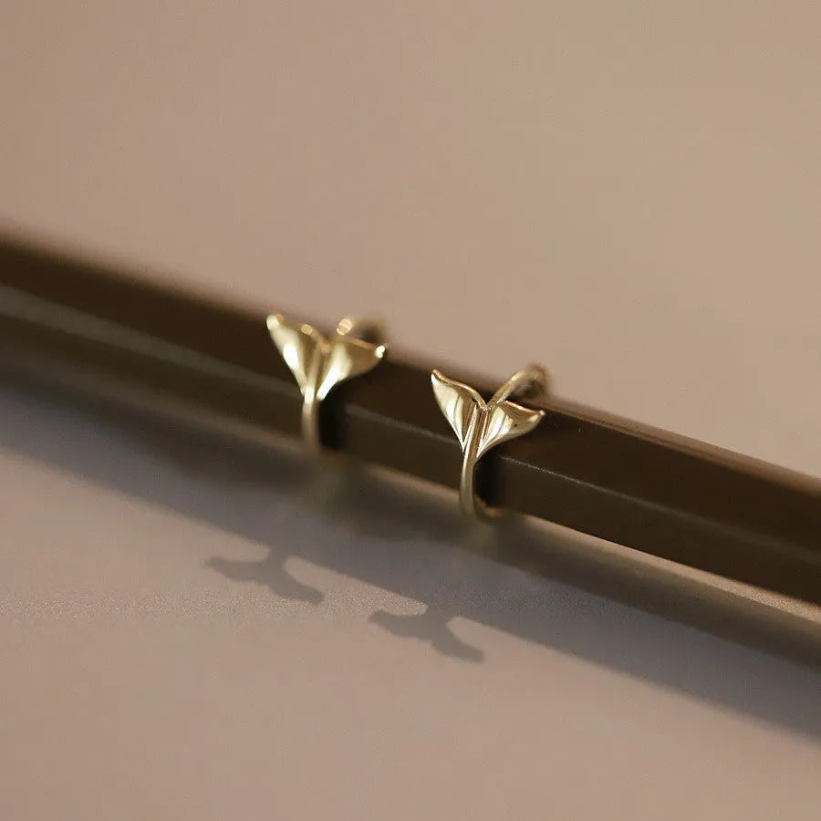 S925 sterling silver fishtail earrings with 14k gold plating showing 8mm inner diameter