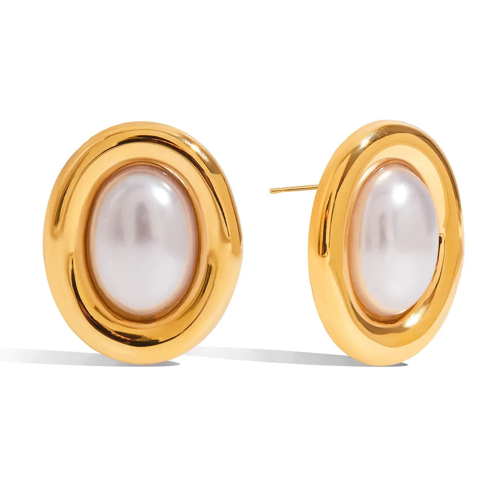 Small stainless steel vintage pearl ear studs for women with a non-fade electroplated finish.