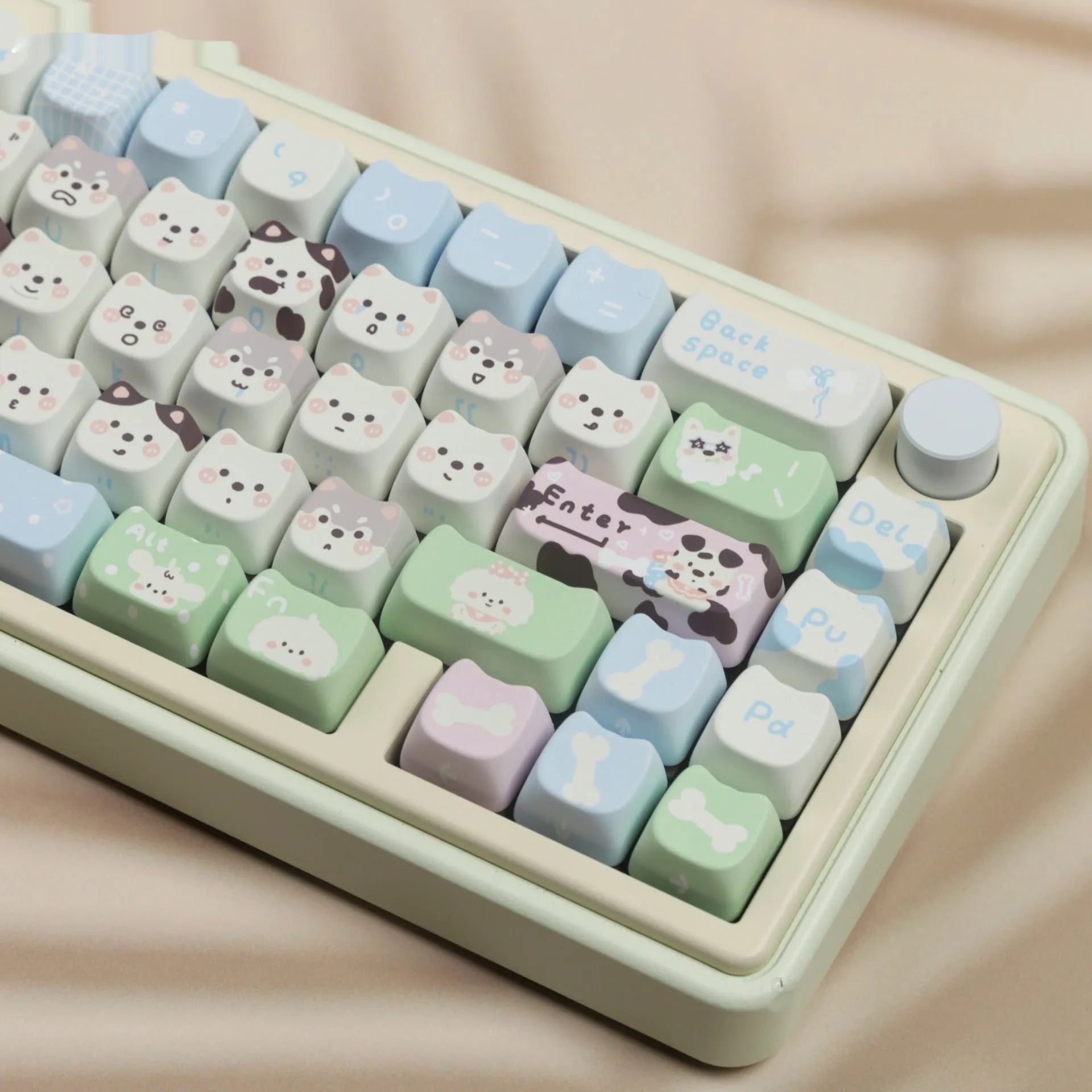 Full set of PBT key caps with sublimation printed cat and puppy designs for mechanical keyboards