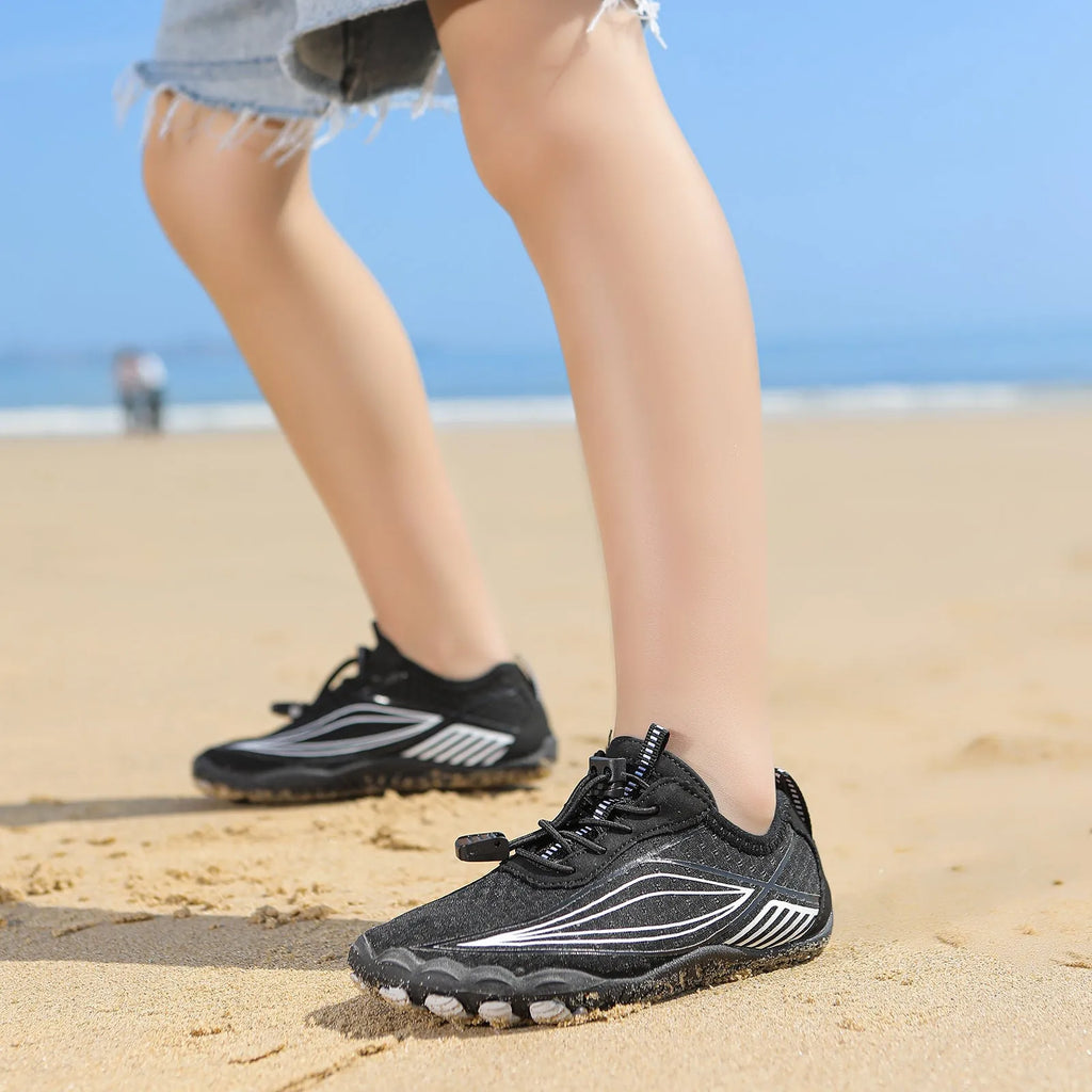 Children's quick-drying water shoes with non-slip rubber soles in multiple colour options